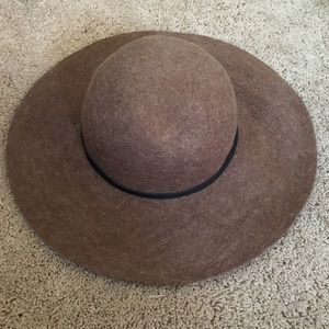Brown hat